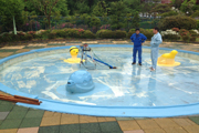 幼児プールの塗装修繕1